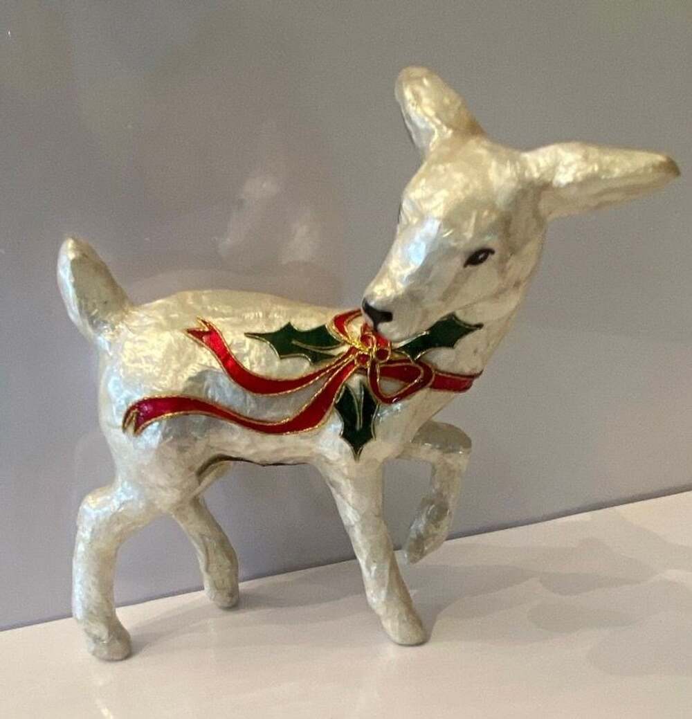Enesco Christmas Deer Figurine White Pearlescent Holly Ribbon 2001